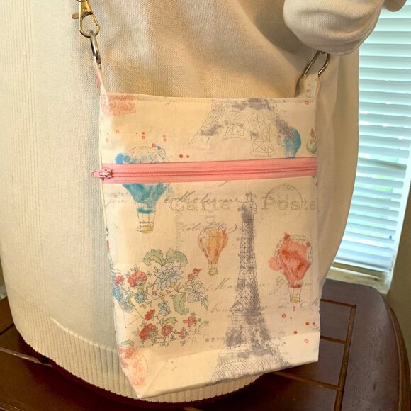 Handmade Pastel Cotton Crossbody Bag with Lining and Magnetic Snap Closure - Picture 10 of 10